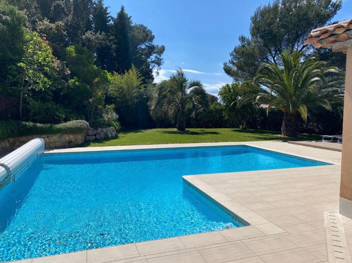 Belle villa à Saint Raphaël dans clos privé Exterior foto
