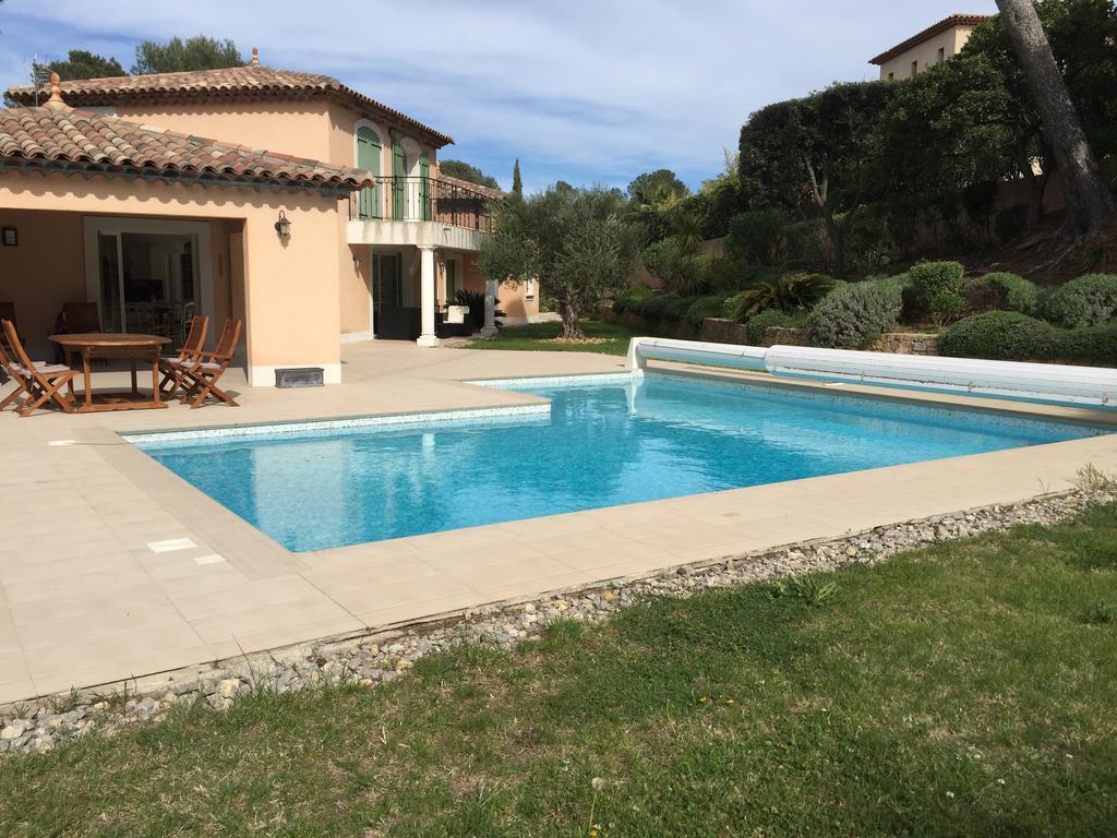 Belle villa à Saint Raphaël dans clos privé Exterior foto