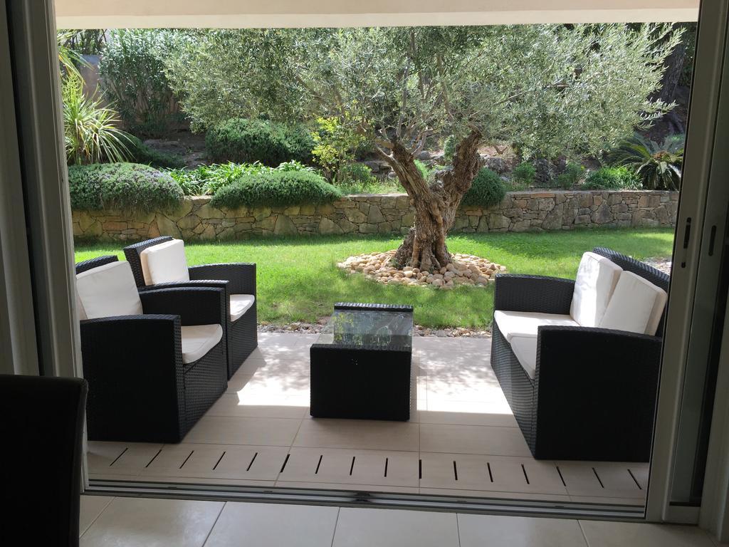 Belle villa à Saint Raphaël dans clos privé Exterior foto