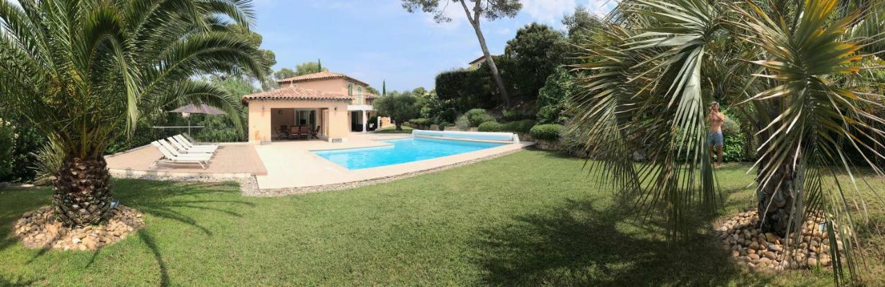 Belle villa à Saint Raphaël dans clos privé Exterior foto