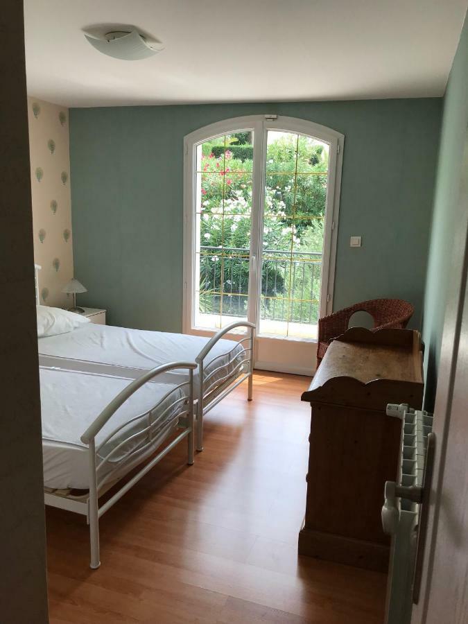 Belle villa à Saint Raphaël dans clos privé Exterior foto