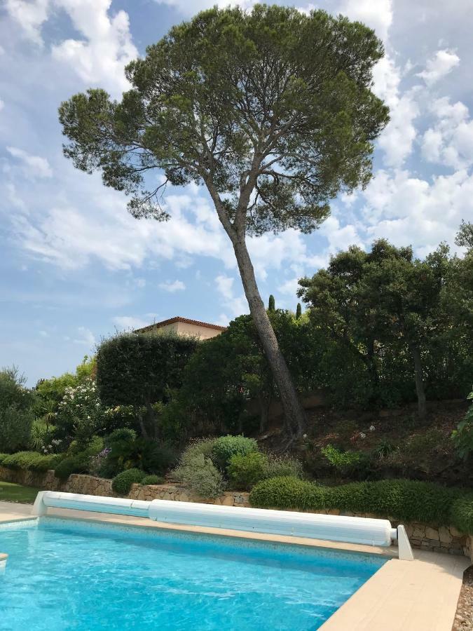 Belle villa à Saint Raphaël dans clos privé Exterior foto