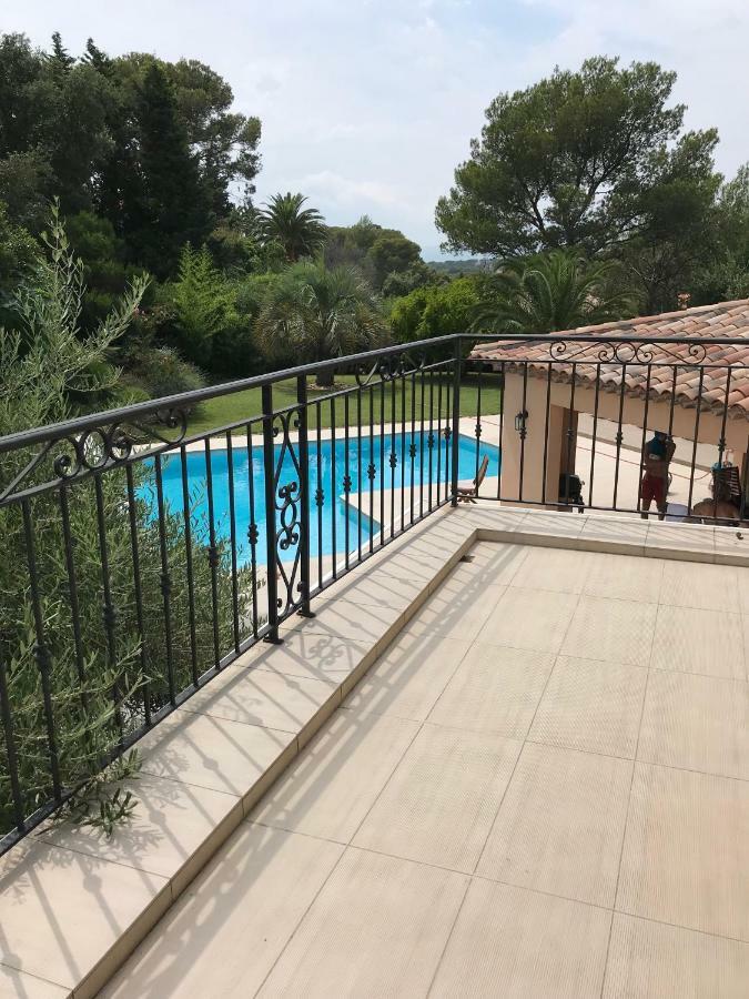 Belle villa à Saint Raphaël dans clos privé Exterior foto