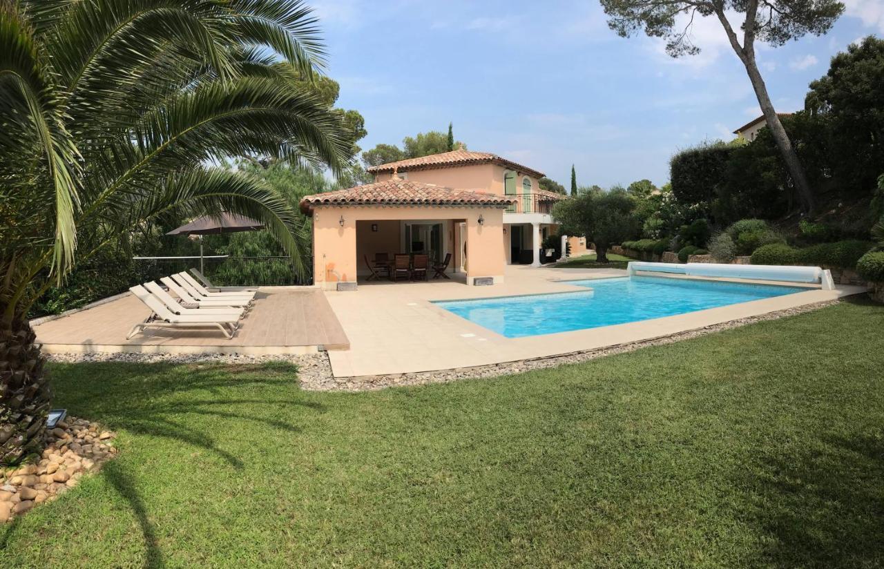 Belle villa à Saint Raphaël dans clos privé Exterior foto