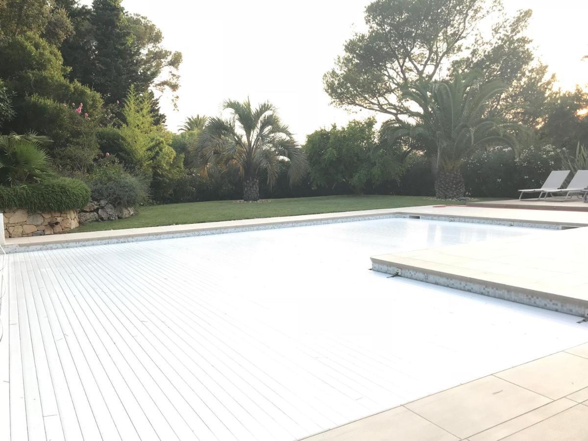 Belle villa à Saint Raphaël dans clos privé Exterior foto