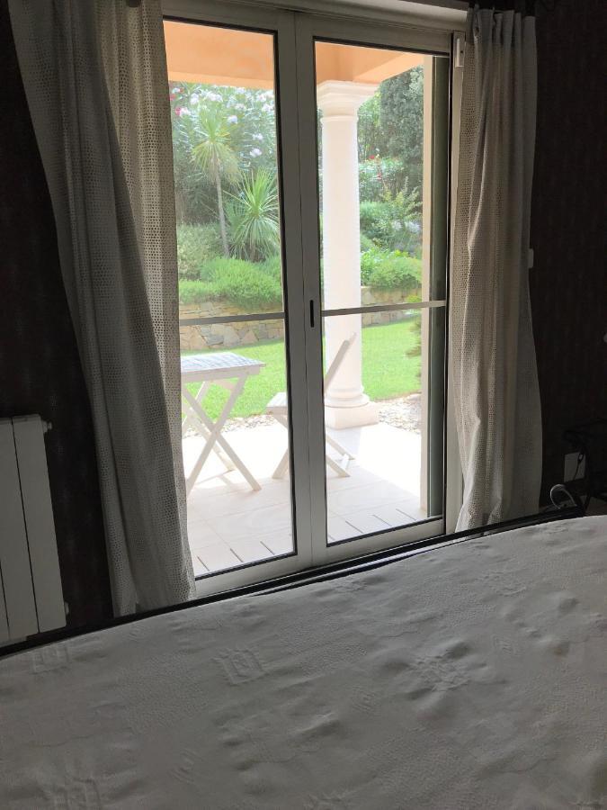 Belle villa à Saint Raphaël dans clos privé Exterior foto