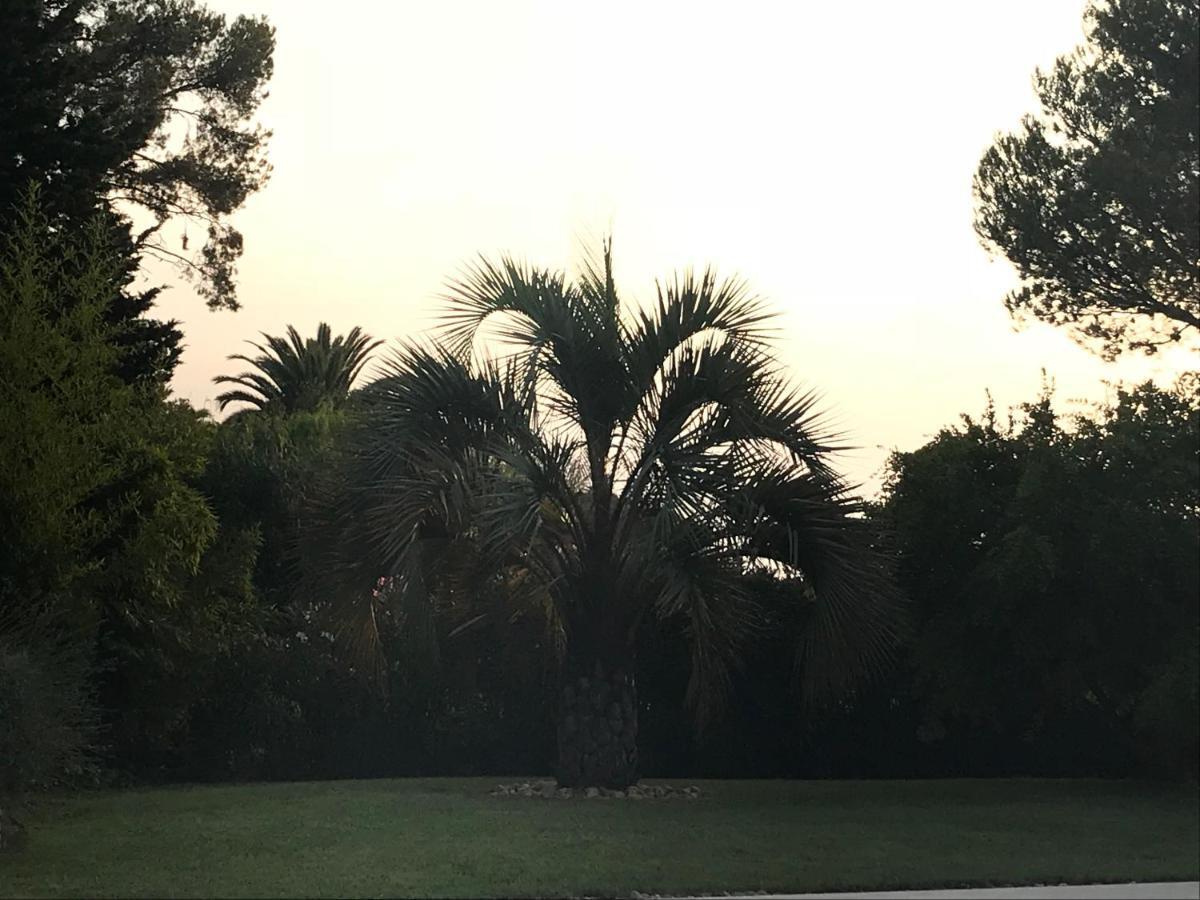Belle villa à Saint Raphaël dans clos privé Exterior foto
