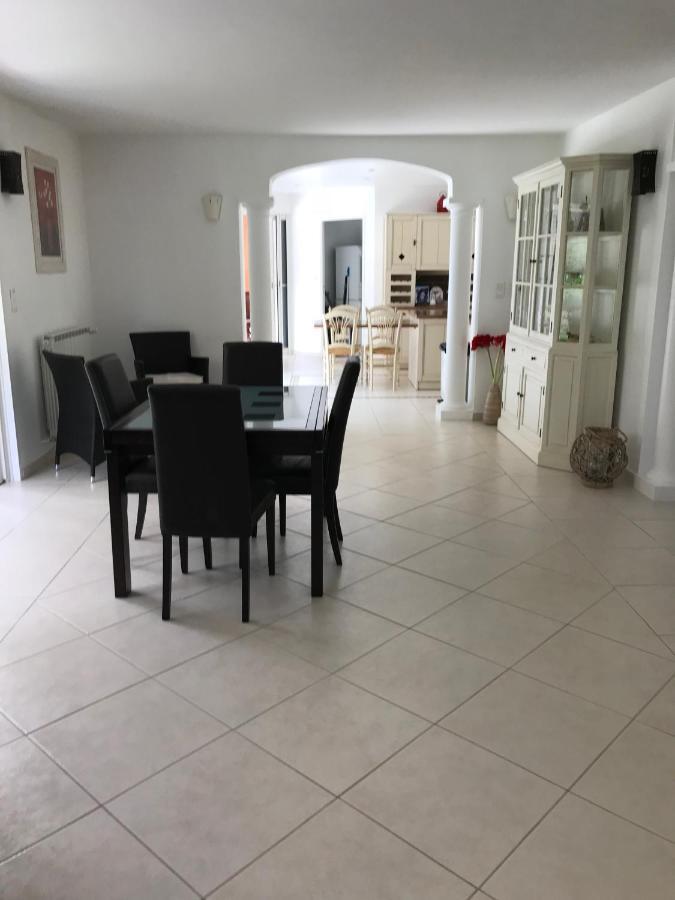 Belle villa à Saint Raphaël dans clos privé Exterior foto