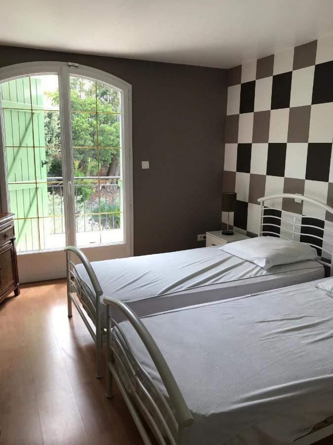 Belle villa à Saint Raphaël dans clos privé Exterior foto